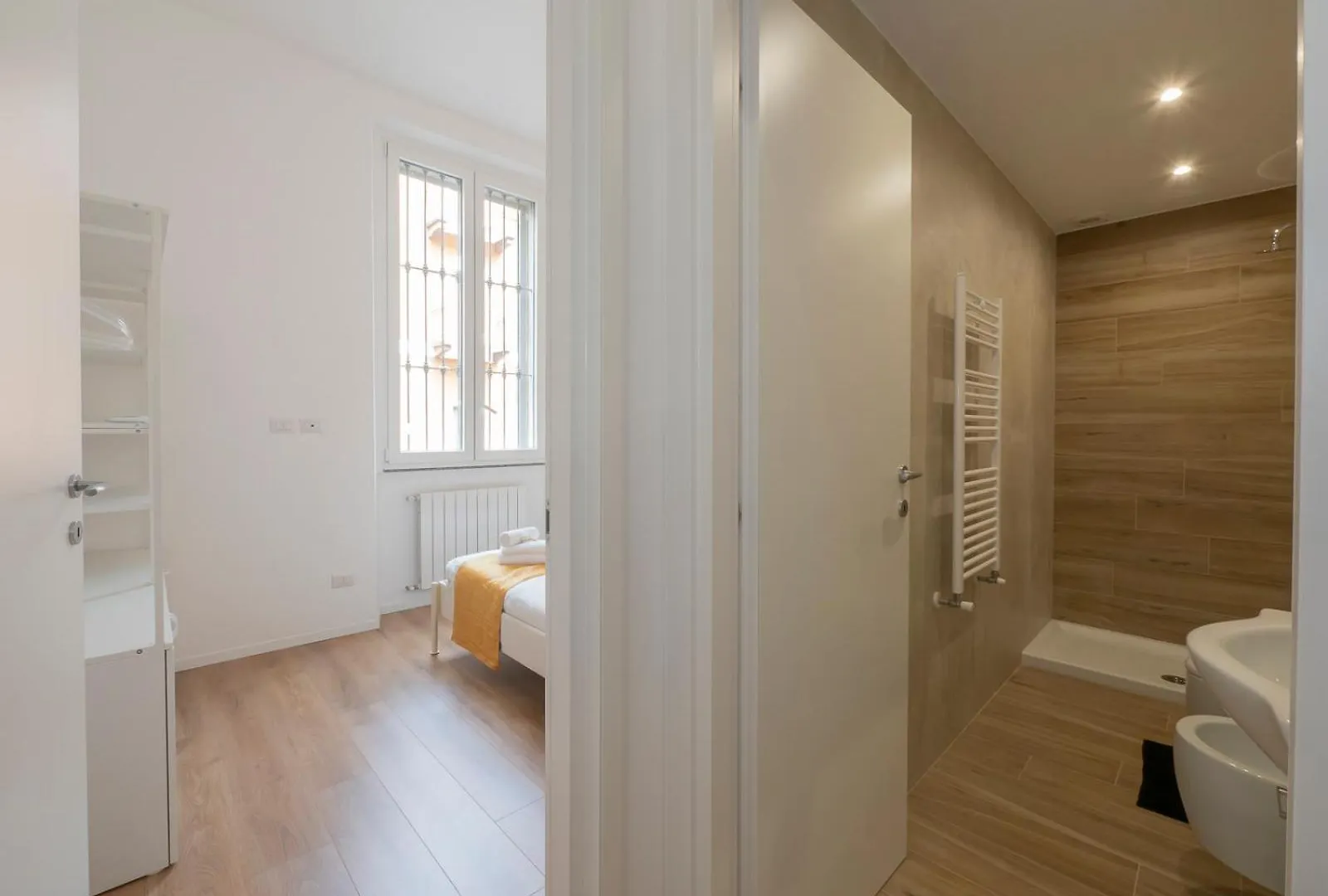 Xenia Apartments - Renovated Flat In Navigli Area Milan 0*,